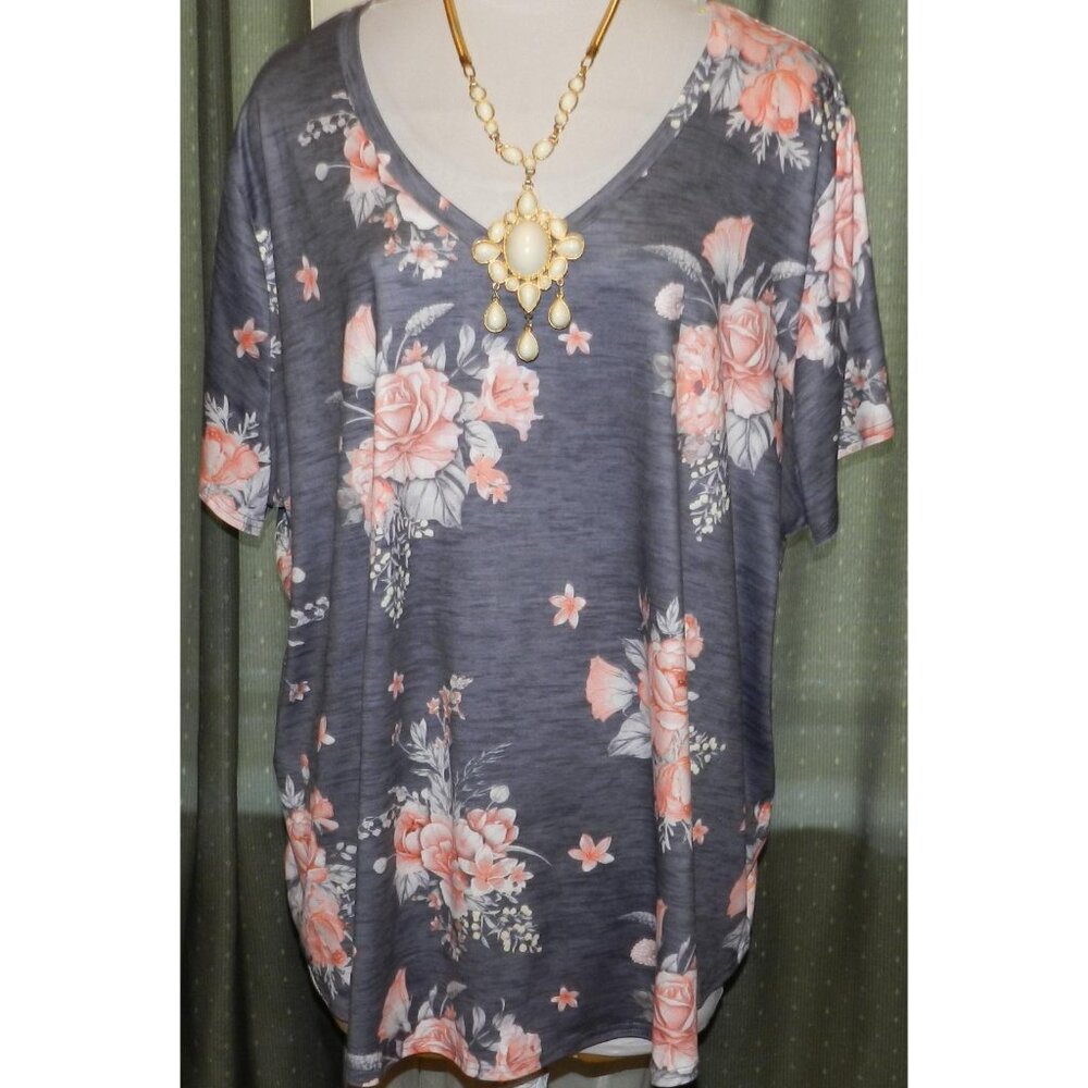 Plus size women's size 6XL pink roses print stretch blend top pull over unbrande